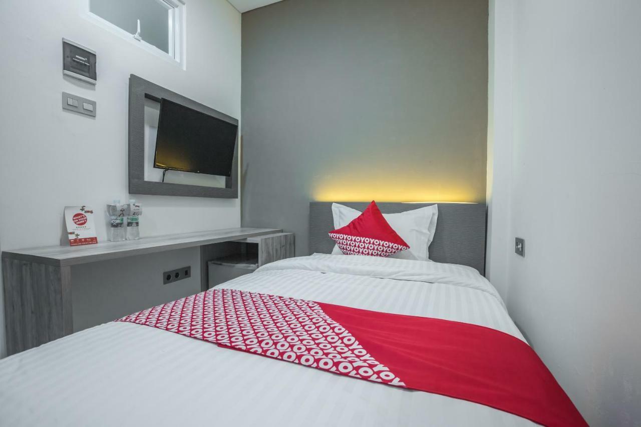 Super Oyo 1487 Residence Khoe Τζακάρτα Εξωτερικό φωτογραφία
