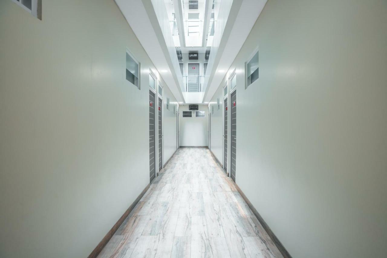 Super Oyo 1487 Residence Khoe Τζακάρτα Εξωτερικό φωτογραφία