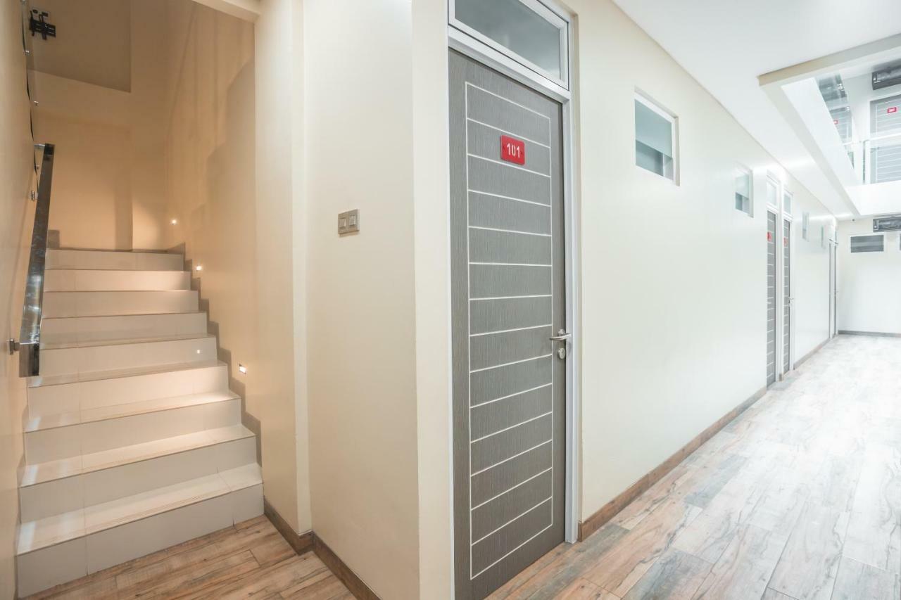 Super Oyo 1487 Residence Khoe Τζακάρτα Εξωτερικό φωτογραφία
